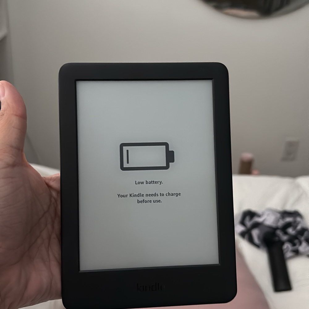 Black E-Reader kindle